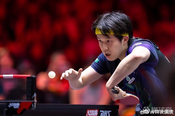 王楚钦4比0林昀儒王楚钦总决赛男单夺冠 王楚钦4-0战胜林昀儒，夺得新加坡大满贯