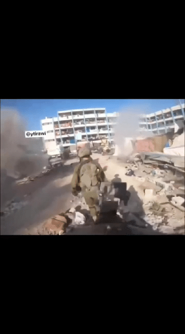 以色列军队的暴行和杀戮还在继续，以军在加沙最南部城市清剿哈马斯武装。

以军在拉