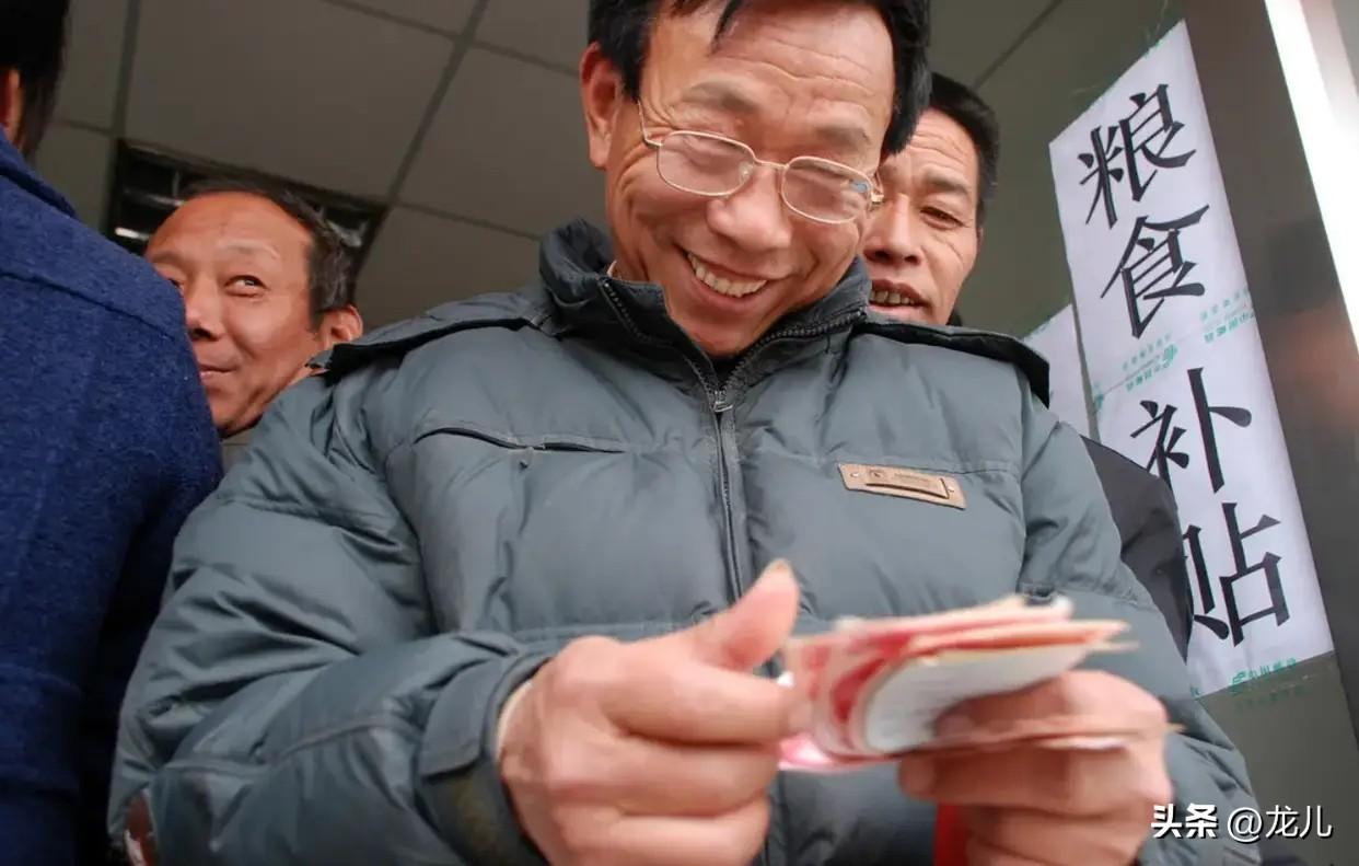 全国农民留意！2026年3-12月补贴发放时间表，错过要再等一年
 
2026年