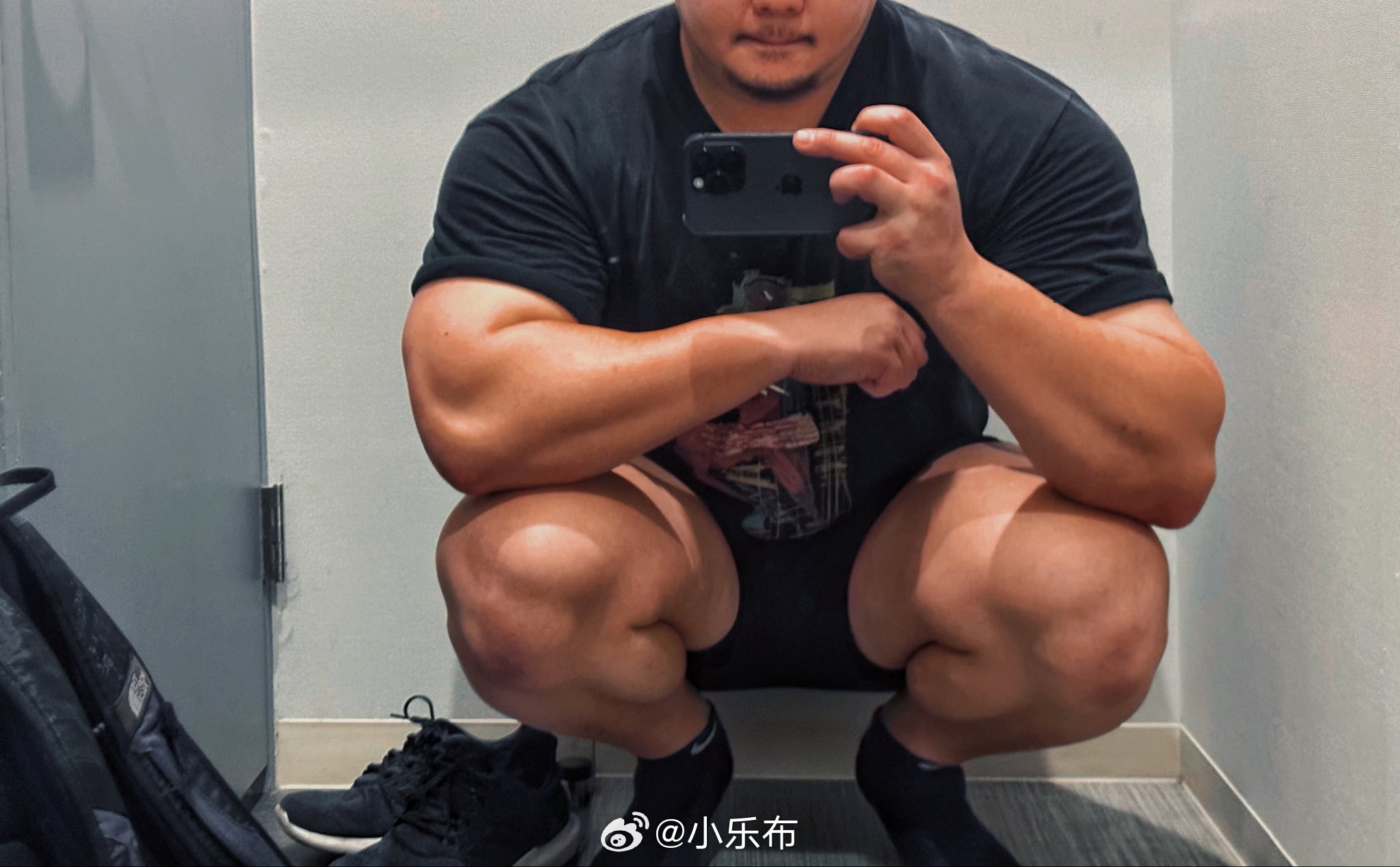江苏一考生8点59才发现走错考场搞不懂走错考场这种事情，真是大迷糊，还有三天，大