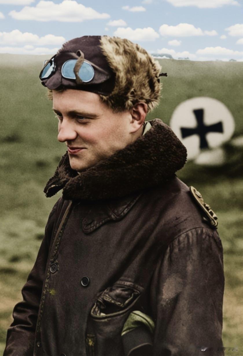 1916年，执行完任务返回的“红男爵。

历史 历史老照片 第一次世界大战 德国