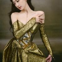 我的今日状态：😁轻松愉快
我这里的天气：☀️晴天
美女明星穿搭写真