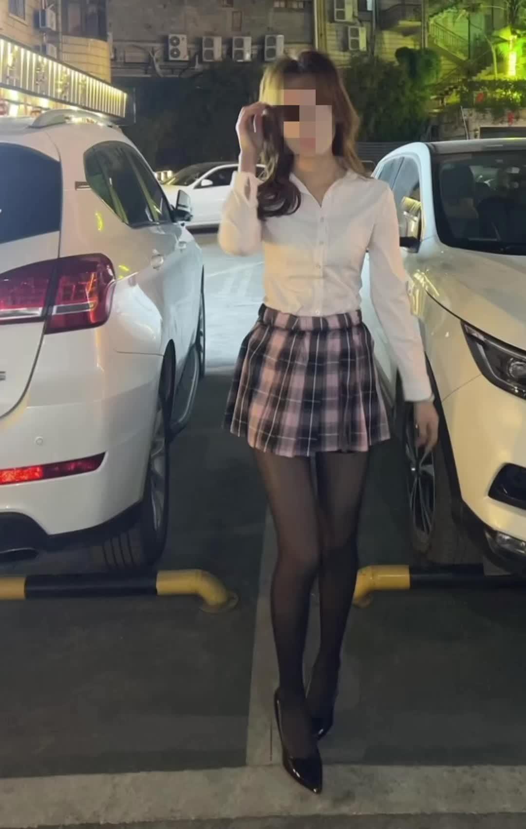 恋足癖犯了，谁给我点个猪脚饭吃吃
