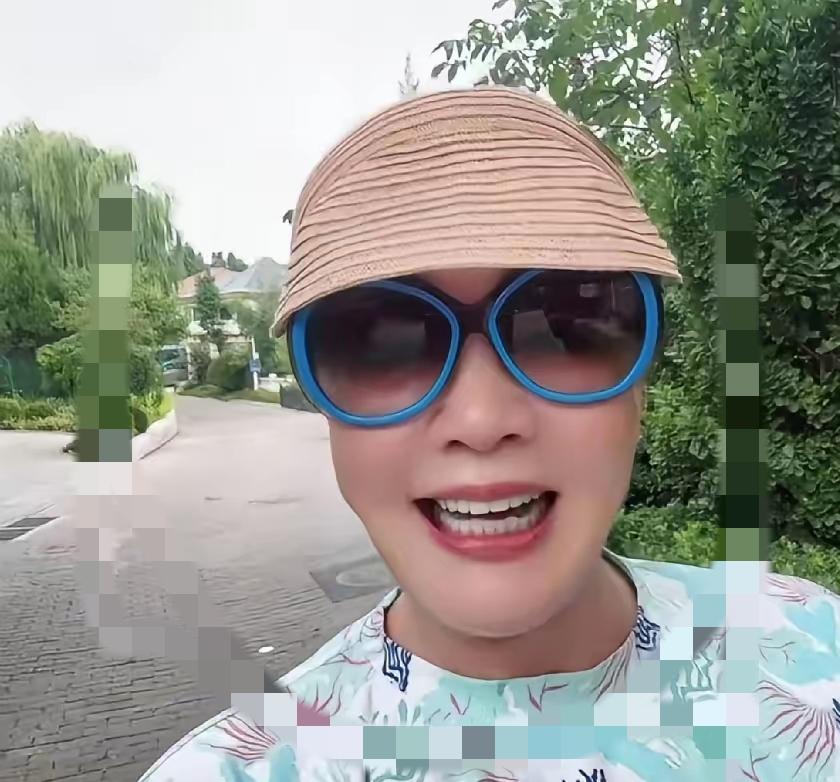 不少人都在期待，玥儿与箖箖结束夏令营之后，会不会回到北京开启校园生活。可从张兰的