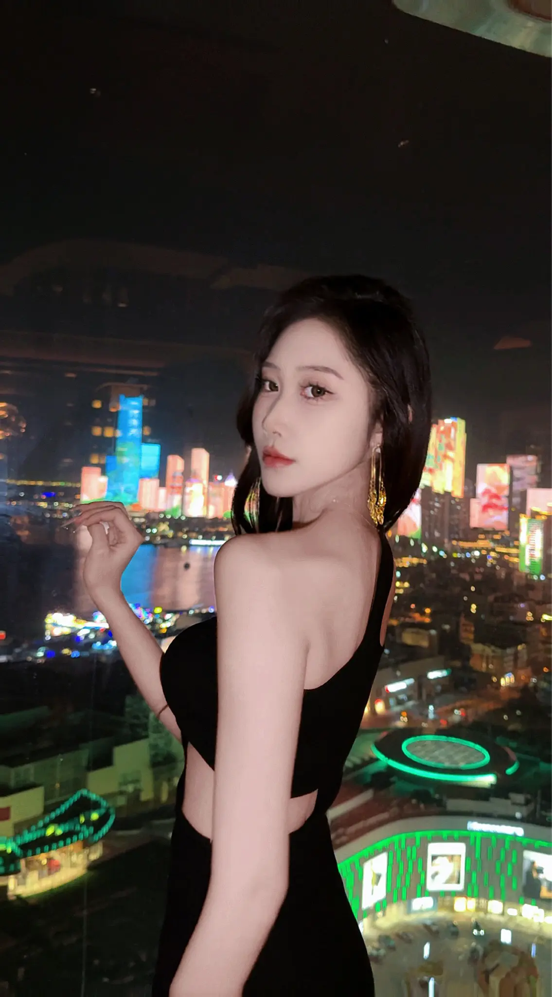 暮与共 行至天光