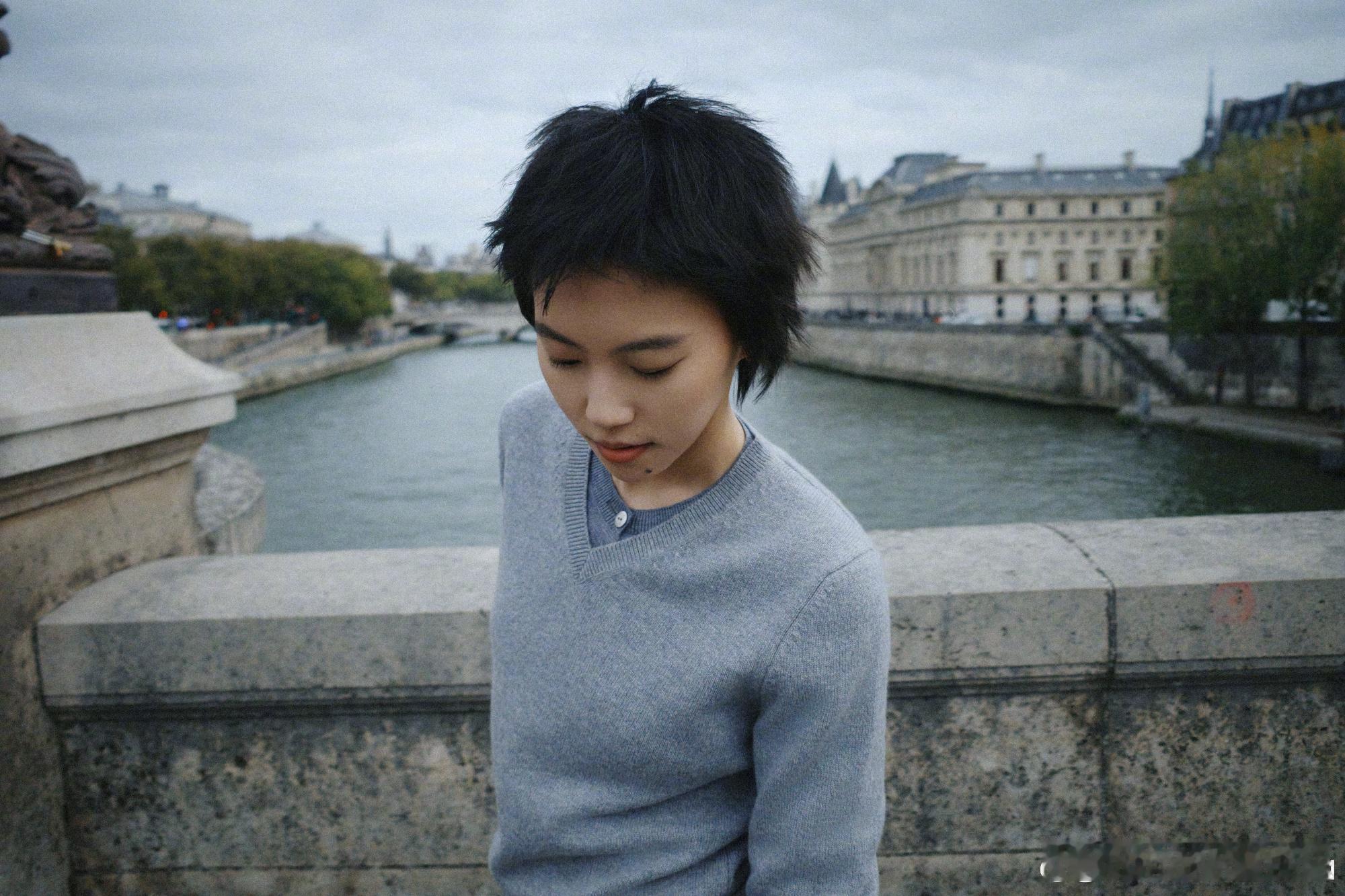 那英窦靖童好听 窦靖童这次的演唱让人眼前一亮，她和那英的默契配合让我感受到那种音