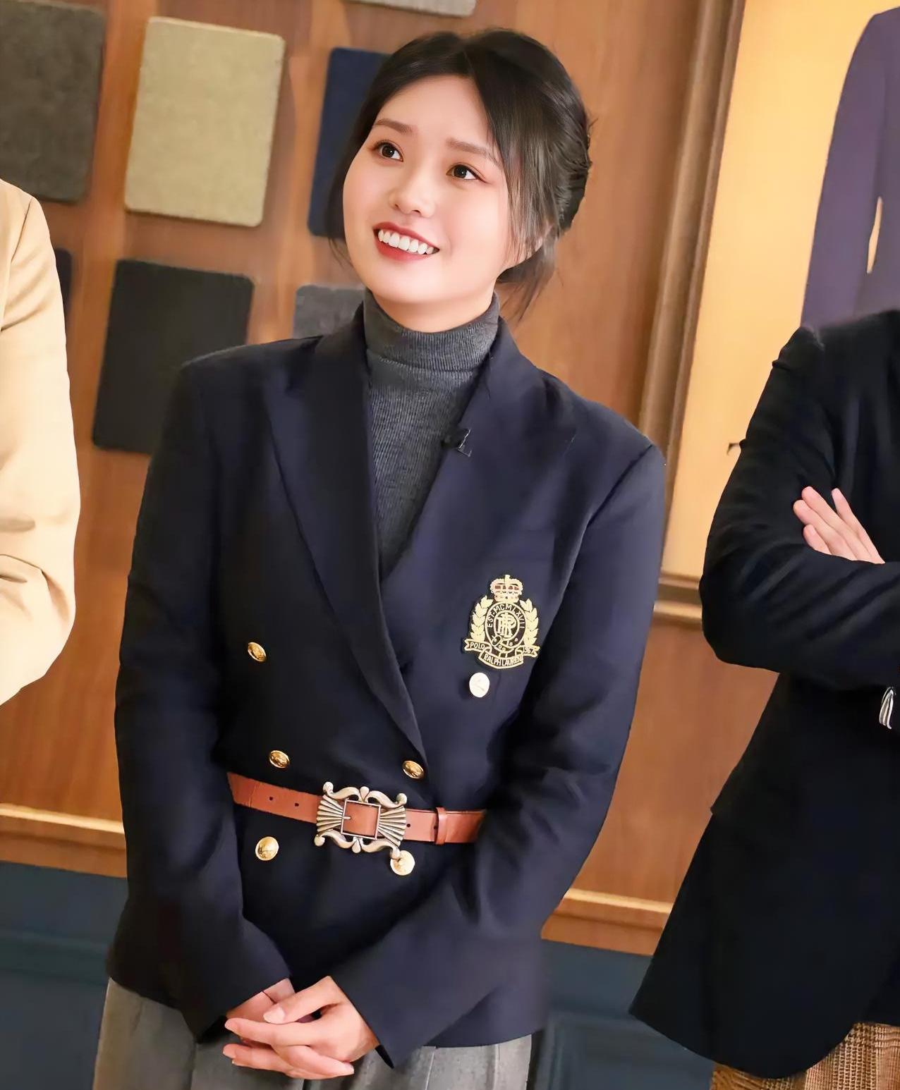 李雪琴演花姑姑，真的把“鲜活”二字刻进角色里了！🎬
谁看《好好人生》没被花姑姑