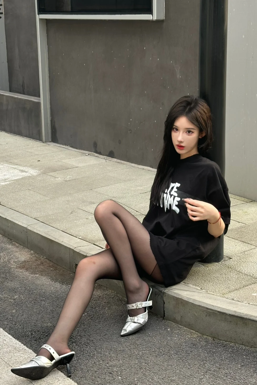 早说你喜欢坏女人 我就不装了