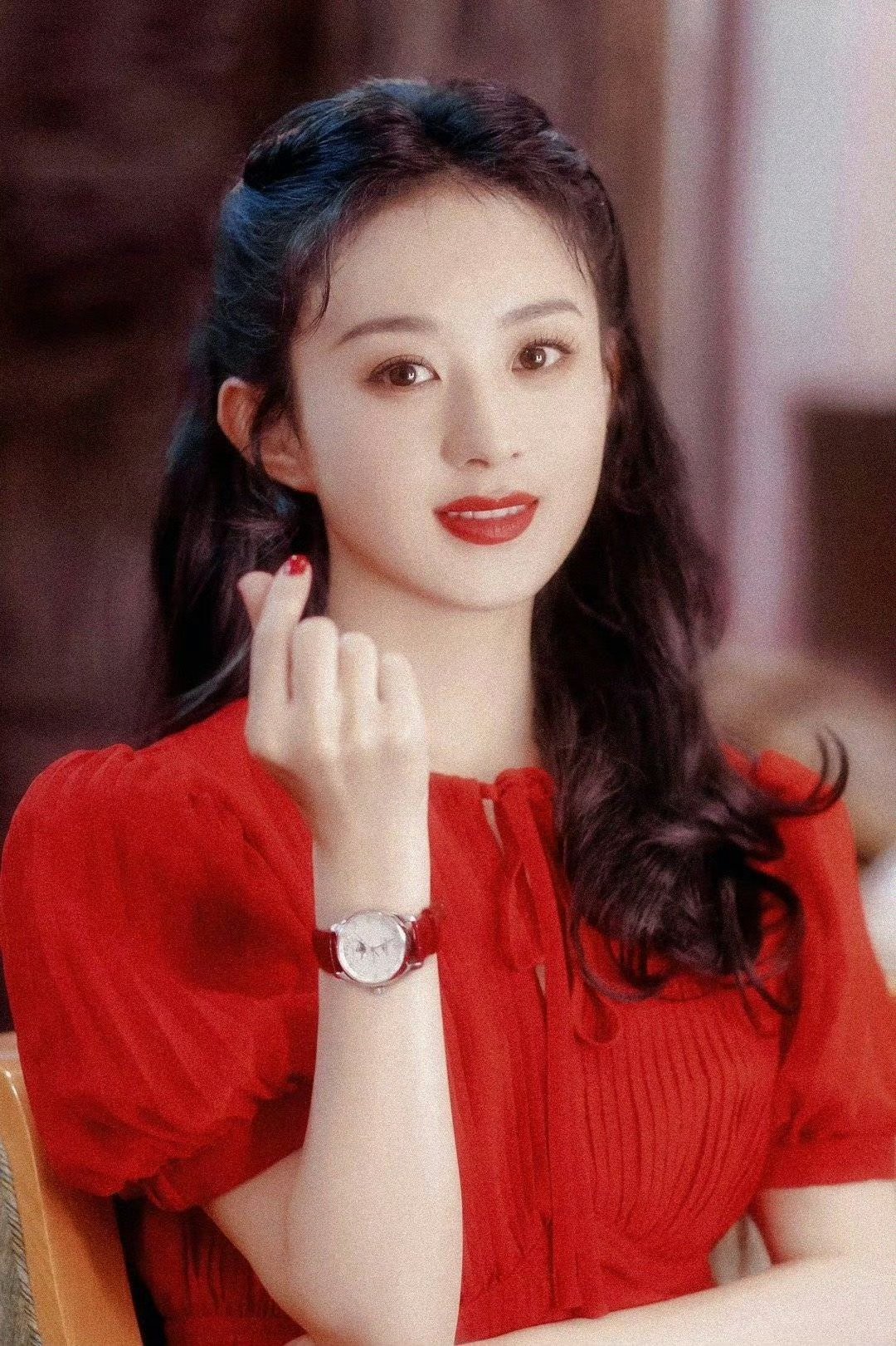 早上好各位家人，早上好丽颖，今天周二了，时间过得真快！也不知道什么时候可以看到赵