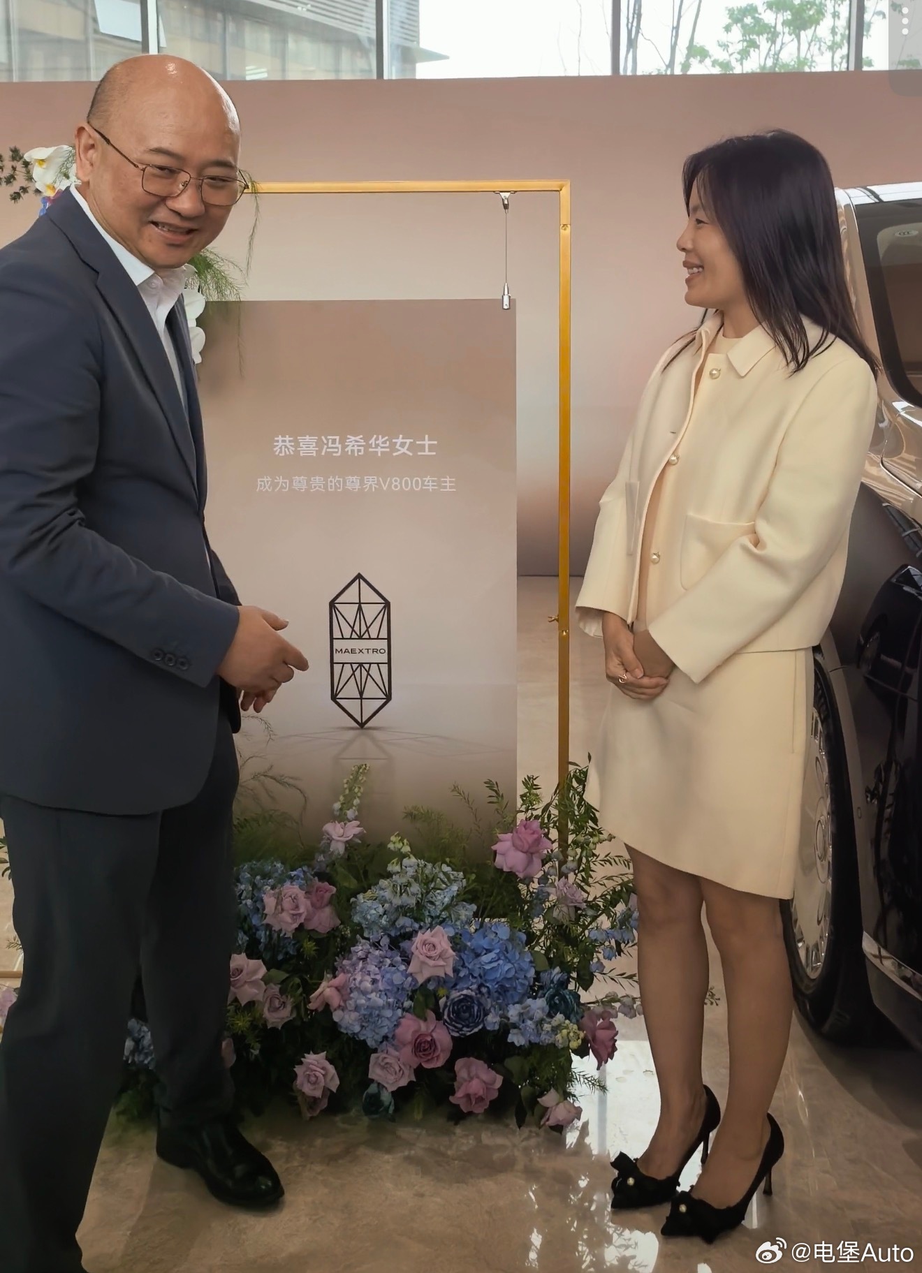 江淮表示坚定与华为聚力造好车 今日，尊界S800典藏大观与尊界V800安徽首批交