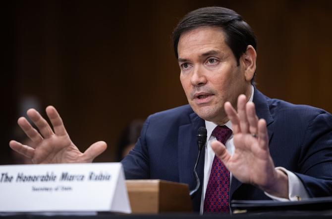 美国国务卿卢比奥今天说：“我们根本不需要委内瑞拉的石油，美国国内的石油储量已经足