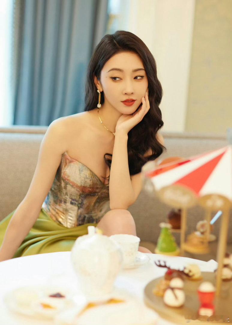 宣璐自曝浪姐遗憾谁懂这种身不由己！宣璐自曝浪姐时期还有其他工作安排，行程繁忙导致