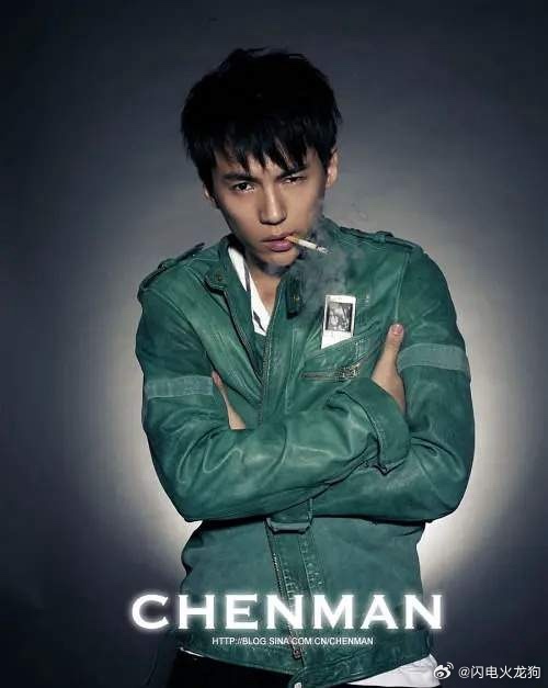 宋宁峰年轻时候长这样，一看就不老实，难怪文艺范女明星喜欢他。他年轻时候确实很帅，