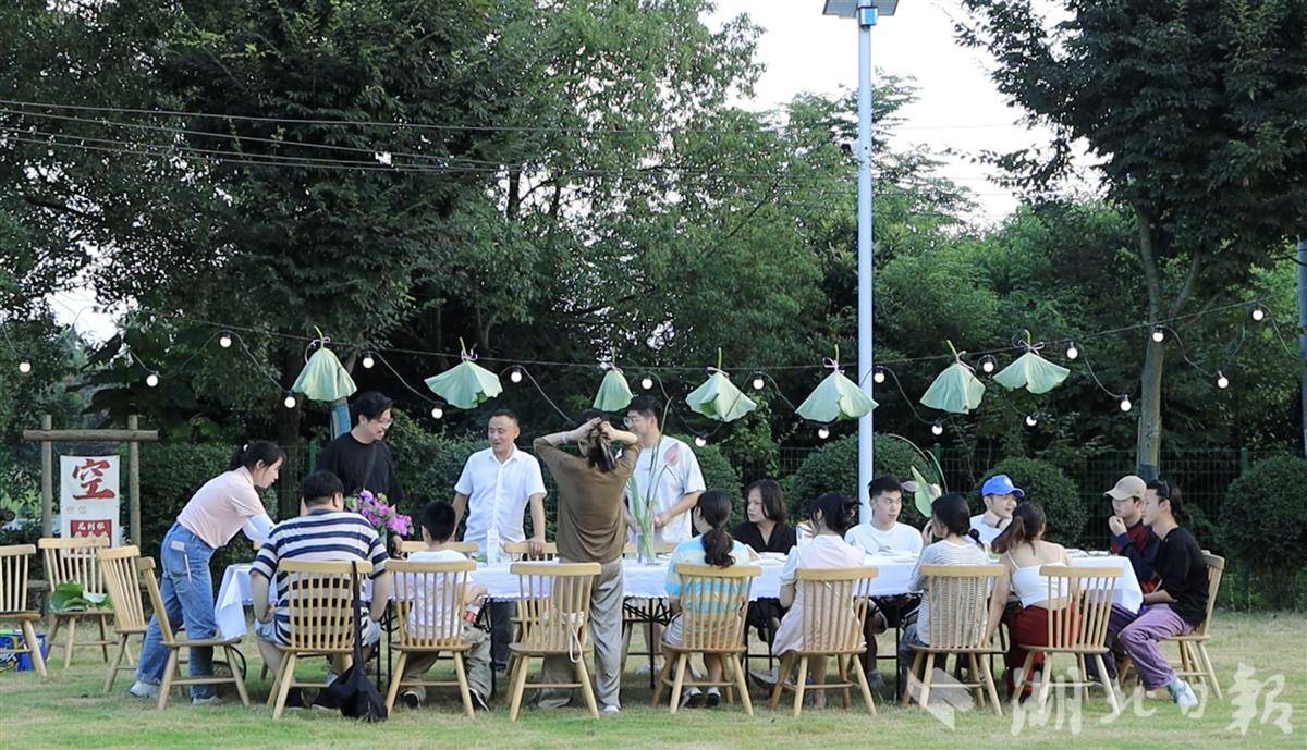 武汉1.5小时直达！江夏这座生态村清明一房难求，回头客说“来了就不想走”