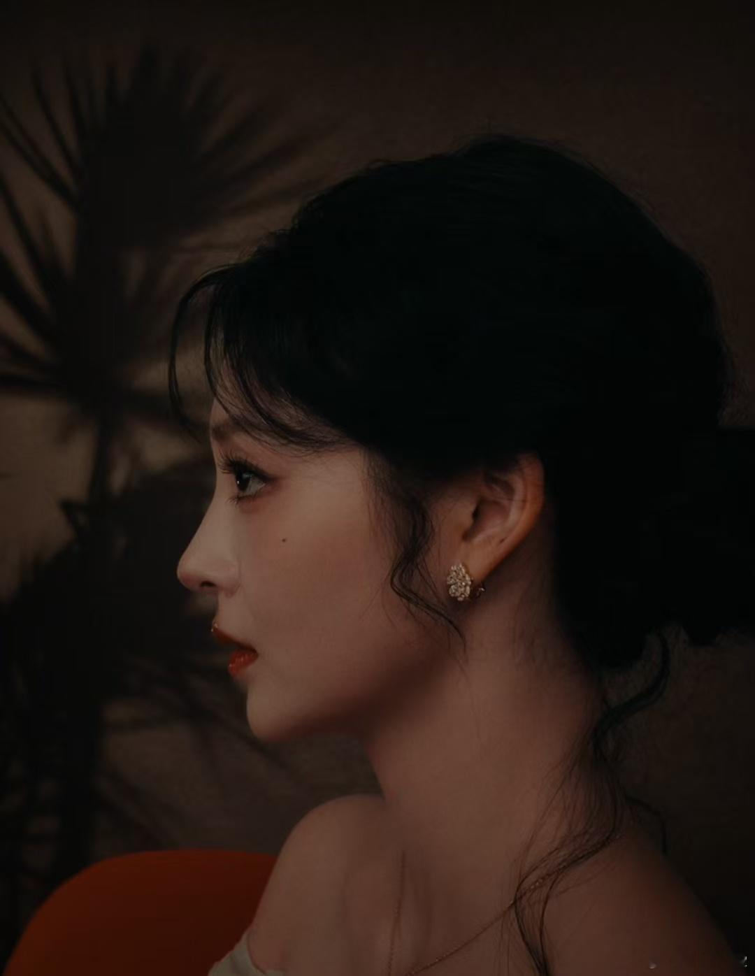 今年北影节真的太有看点了，刷到好多明星在互动区自拍合影，手里几乎都拿着 Pock