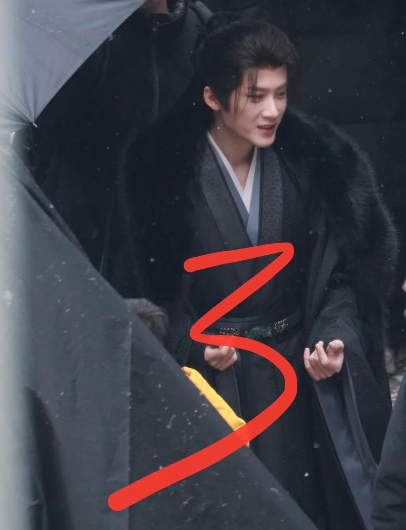 檀健次何不同舟渡谢却山首个路透来了，太帅啦 