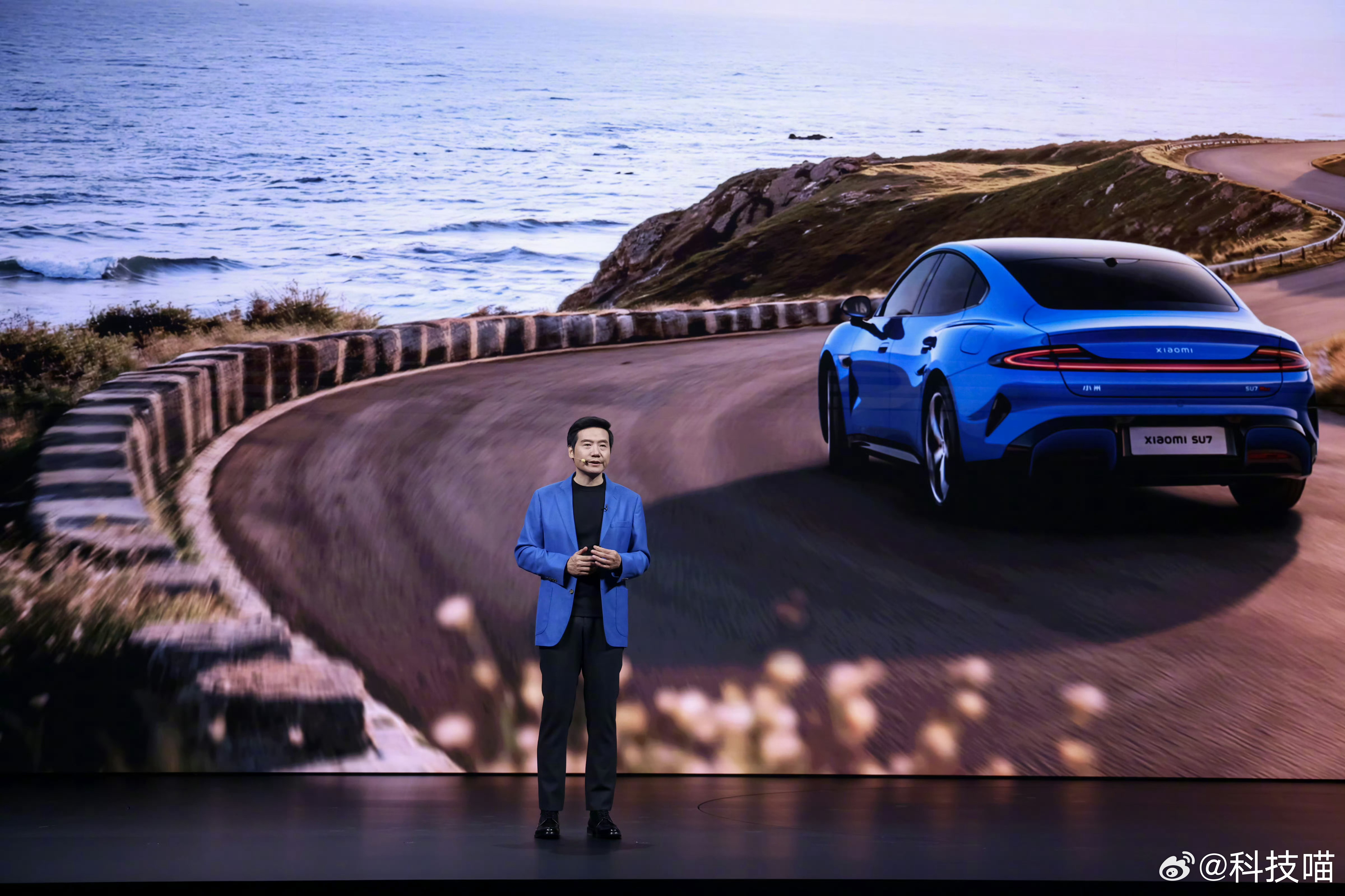 小米汽车总销量2024年：13.9 万辆2025年：41.2 万辆2026年1-