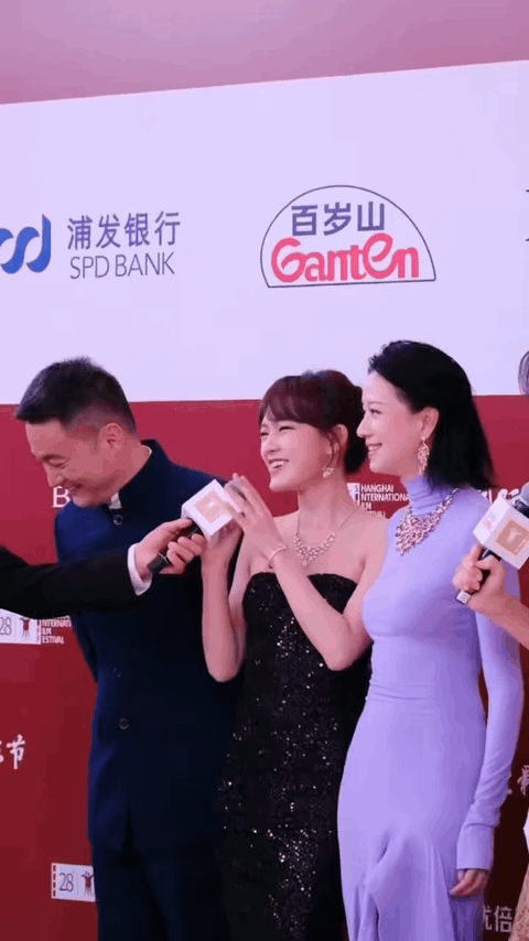 哇塞，看到文淇演“秀才和无双的女儿”，简直一秒梦回《武林外传》有没有！ 文淇重生