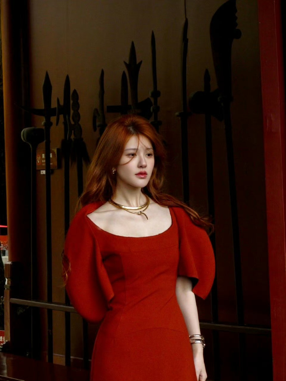 赵露思 一些很哇塞的红裙look 