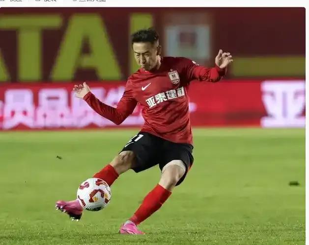 亚泰本轮对阵泰山！能否继续拿分？上轮亚泰逼平了武汉三镇！分数来到了9分！目前19