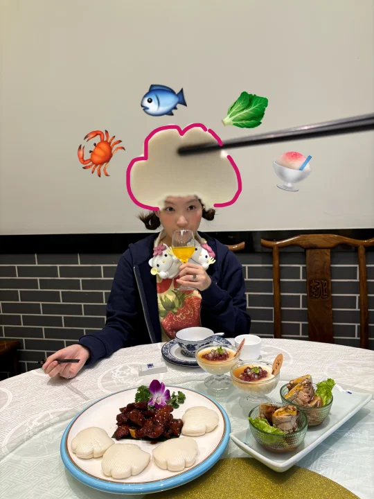 有趣的吃饭拍照姿势🍚