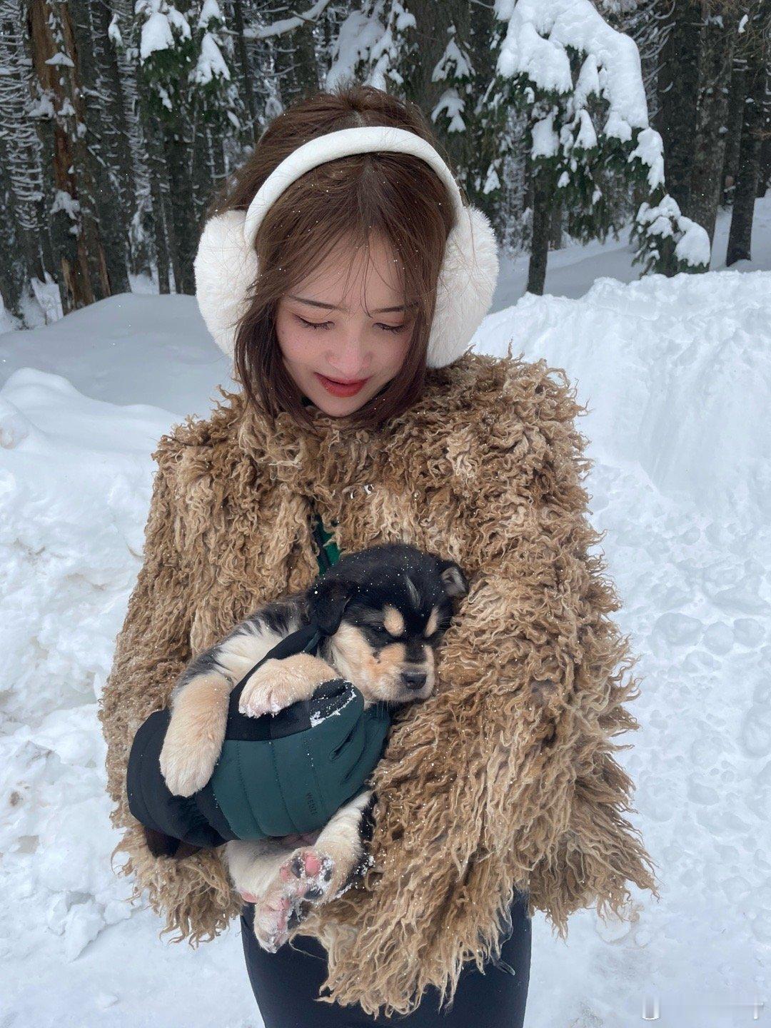 杜米托尔国家森林🌳公园露天狗咖偷修🐶勾的贼 黑山·杜米托尔国家公园