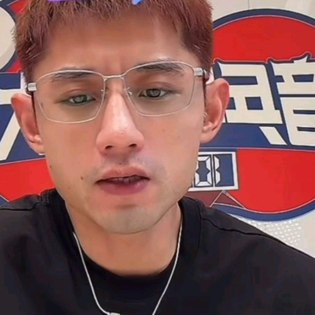 张继科直播谈王楚钦亚运银牌：对内交手不必过度纠结，金牌归属中国就值得开心张继科回