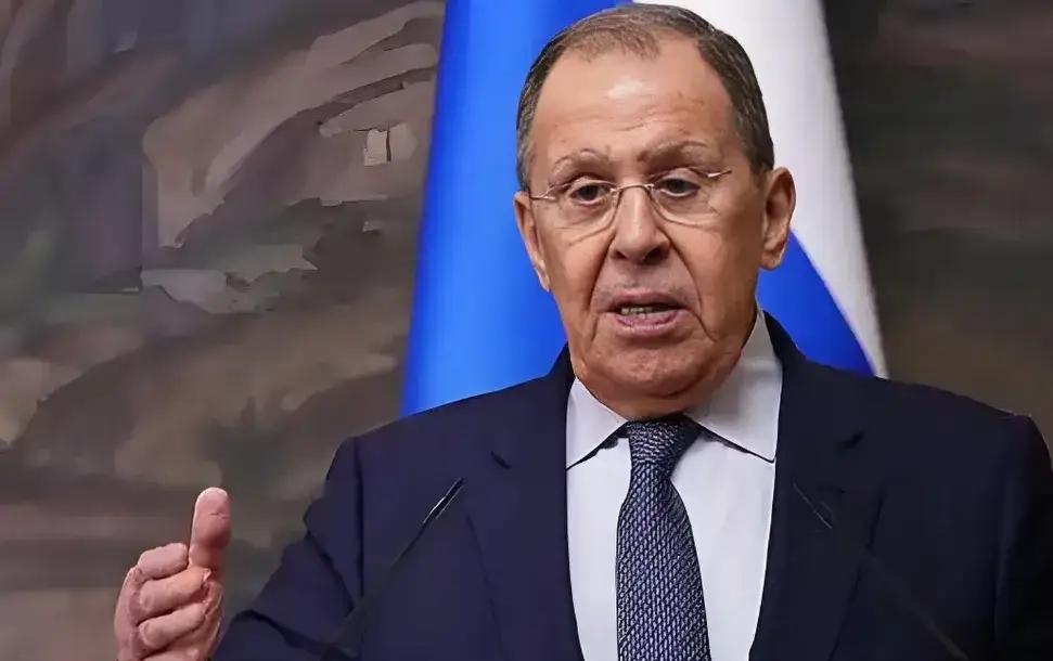 俄罗斯外长拉夫罗夫“被冷落”从权力人物变成了一个“替罪羊”
普京和川普原定于在布