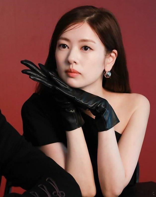 郑素敏新剧《Dealer》正在进行前期准备工作。拍摄马上开始，预计26年五月结束