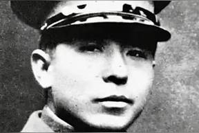 1936年12月12日凌晨4点，张学良卫队一营营长王玉瓒率部在华清池二道门，打响