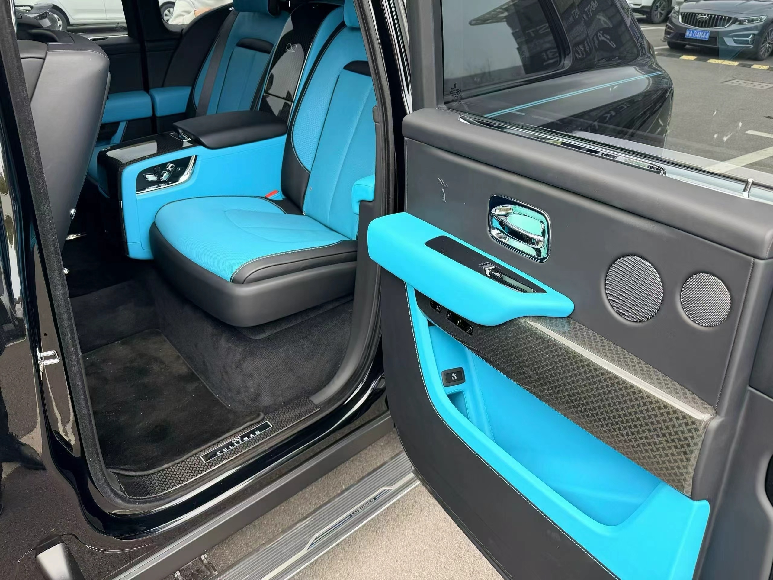 真正的奢华，从不是张扬，而是历经沉淀后的从容加冕。这台23款劳斯莱斯库里南BB版