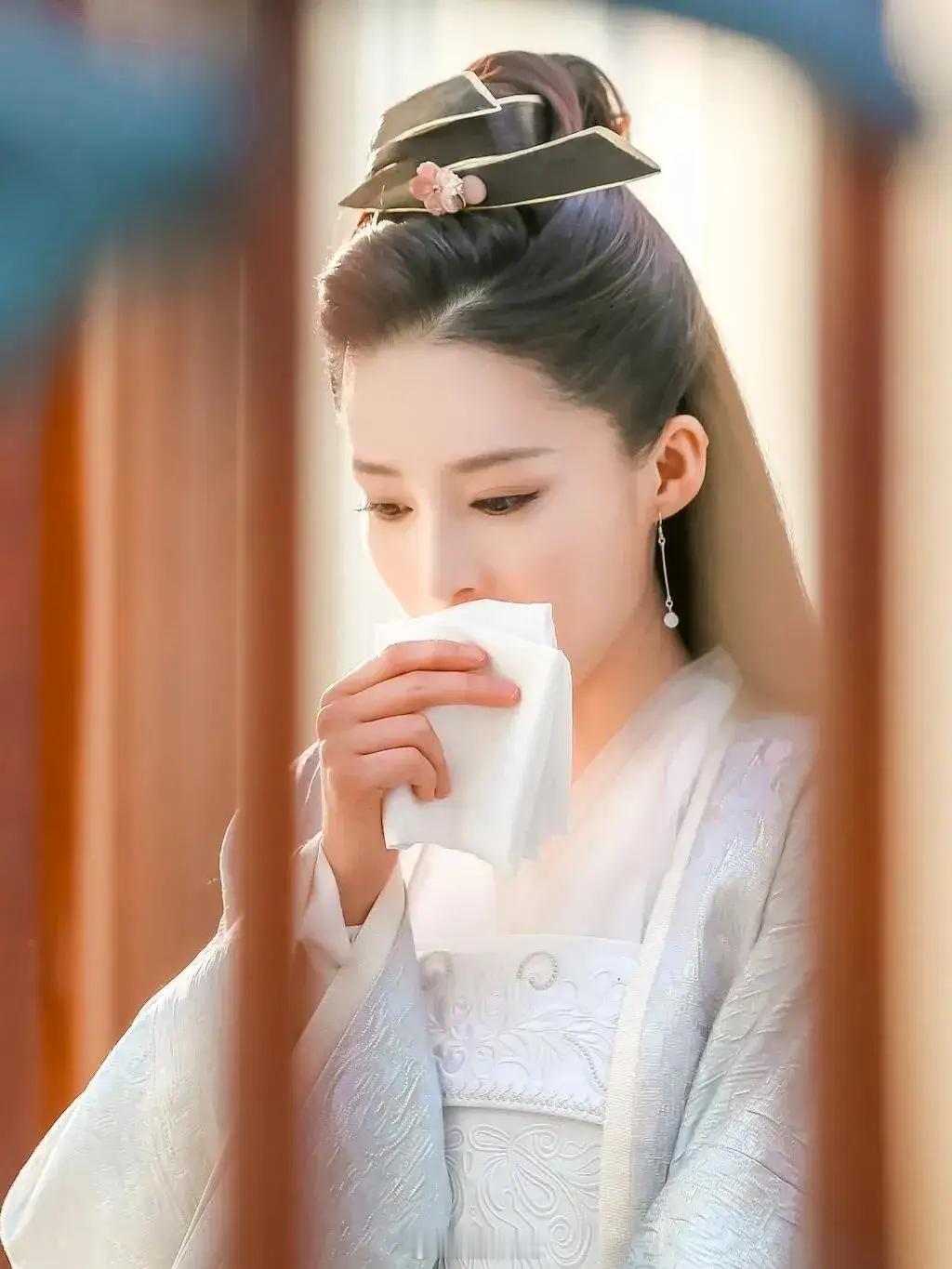 庆余年是典型男频剧，女主林婉儿出场率很低，存在感弱，对主线剧情到现在没看出来有太