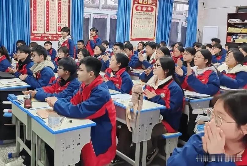 初中别嫌路近！接送真能躲开娃的“坏圈子”

说真的，我闺蜜家娃初一刚入学，嫌学校