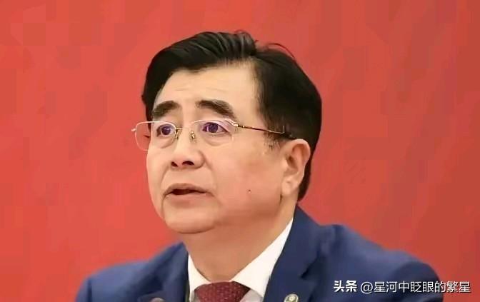 宋凯这次把话挑明了，意思很直白：董路那支青训队去欧洲踢球，不是“不被认可”，只是