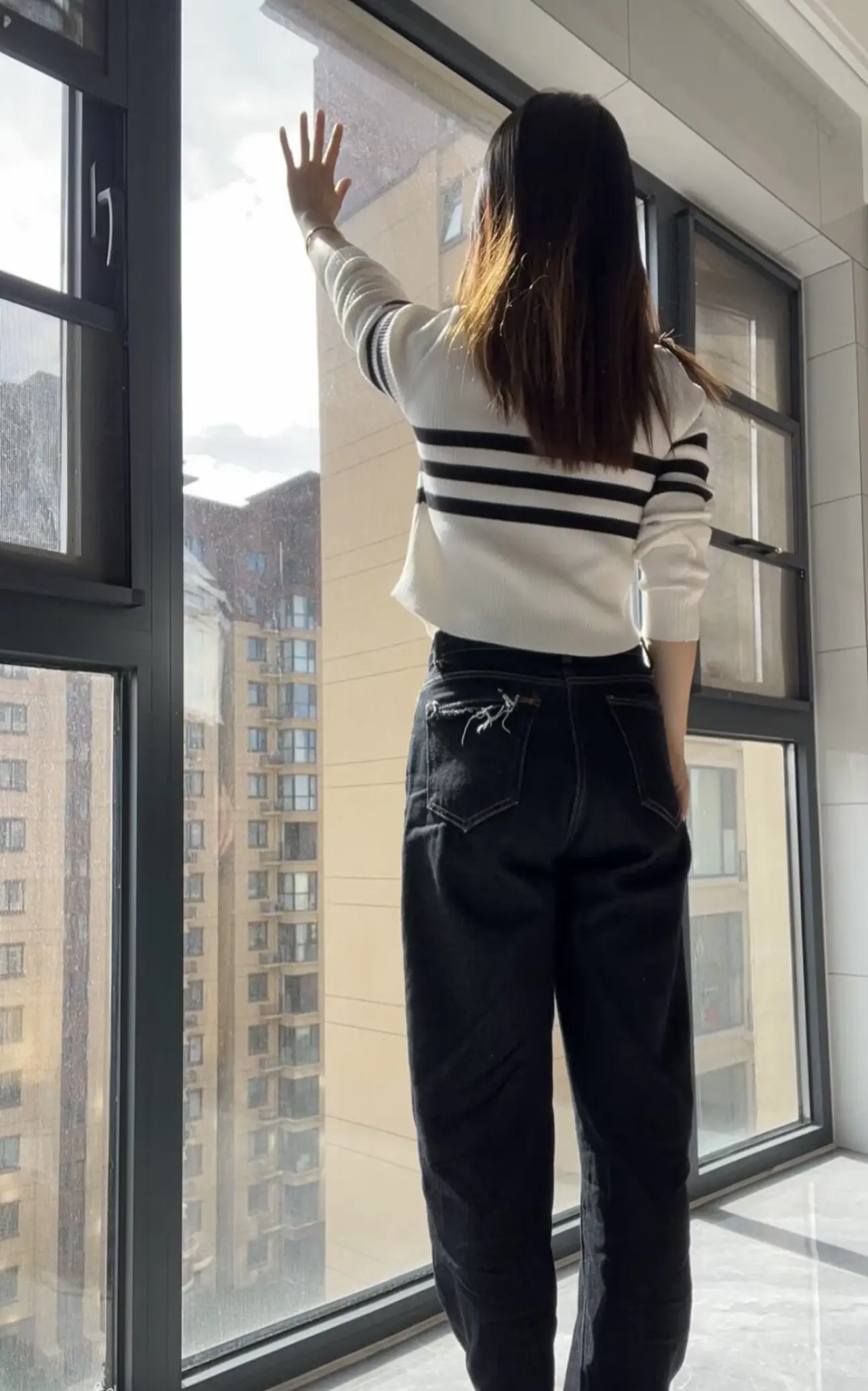 各位，奔波一年了，都累了吧！钱是挣不完的，该准备准备回村过年了！