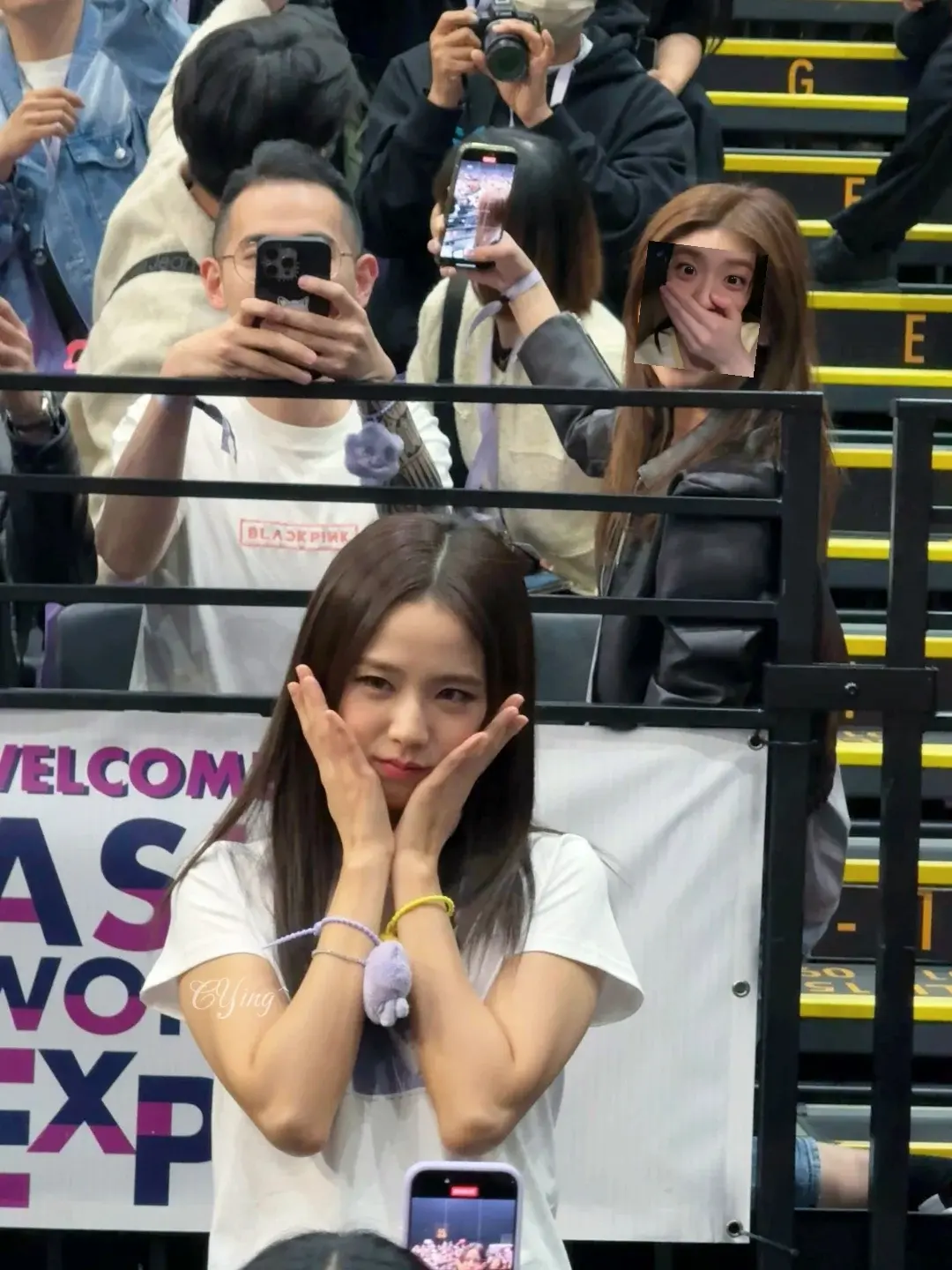 微笑再美再甜 不是你的都不特别