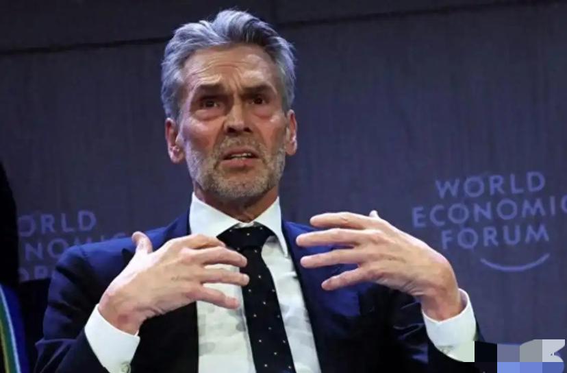 刚刚发现这一观点

荷兰首相：中国人管不好安世，我们接管也是出于好心，中国误会了