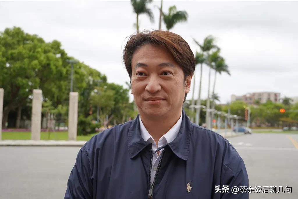 张峻被拒！张亚中应该有愧了。被国民党开除的现任议长张峻正式宣布参选，高喊要整合“