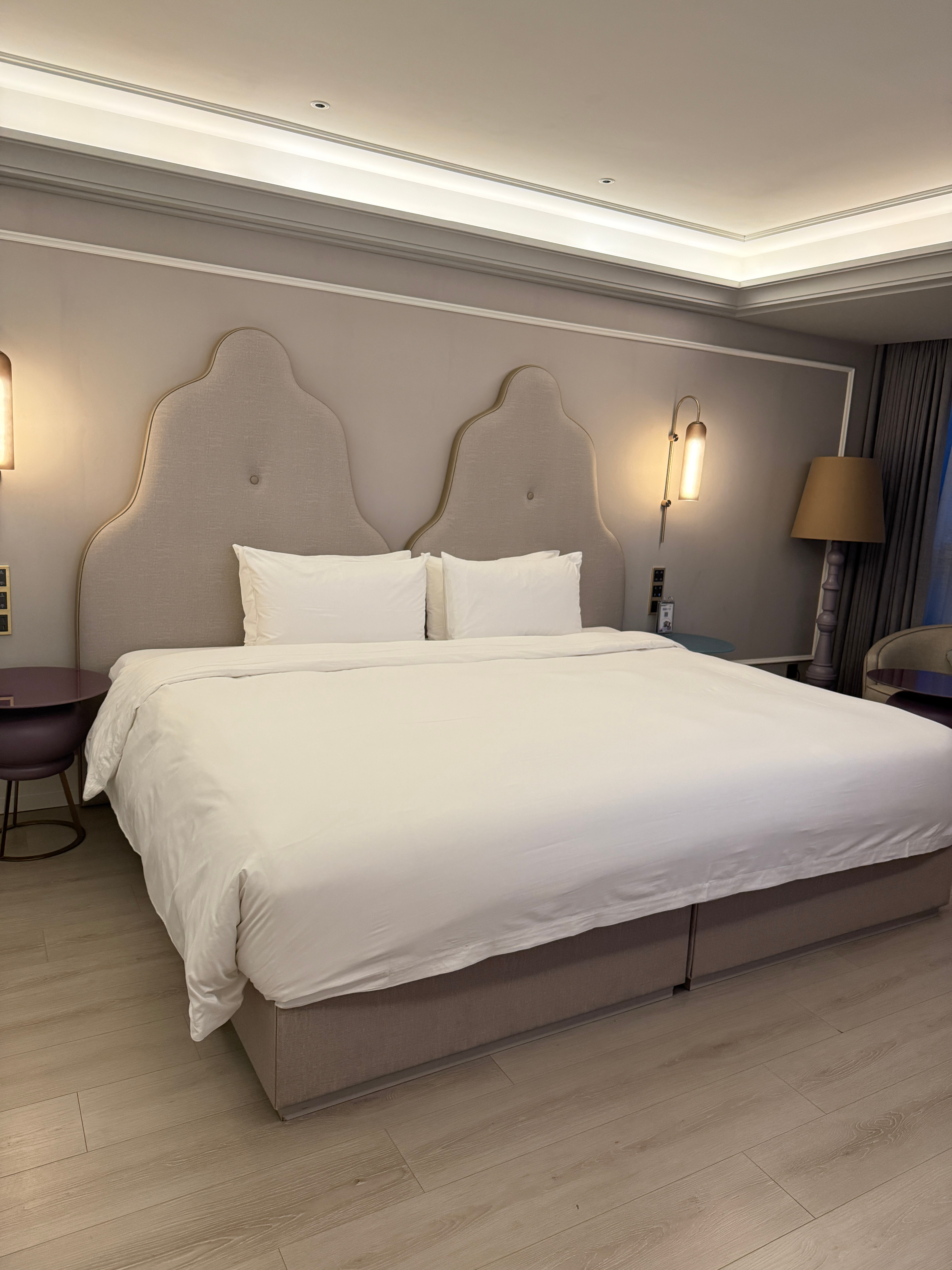 太大了，一个人睡的话可以翻来覆去了[允悲] ​​​