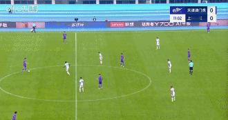 阿苏埃抢断后单刀破门，申花1-0领先津门虎！！ 