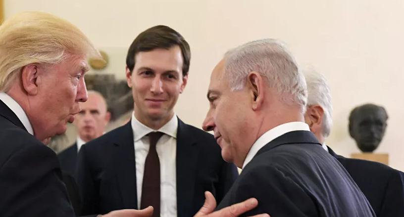 特朗普讲，内塔尼亚胡听，伊万卡丈夫在笑，三个男人三种发色。