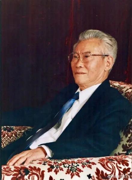 今日缅怀彭士禄！致敬国之脊梁
 
2026年3月22日，是我国核潜艇之父彭士禄院