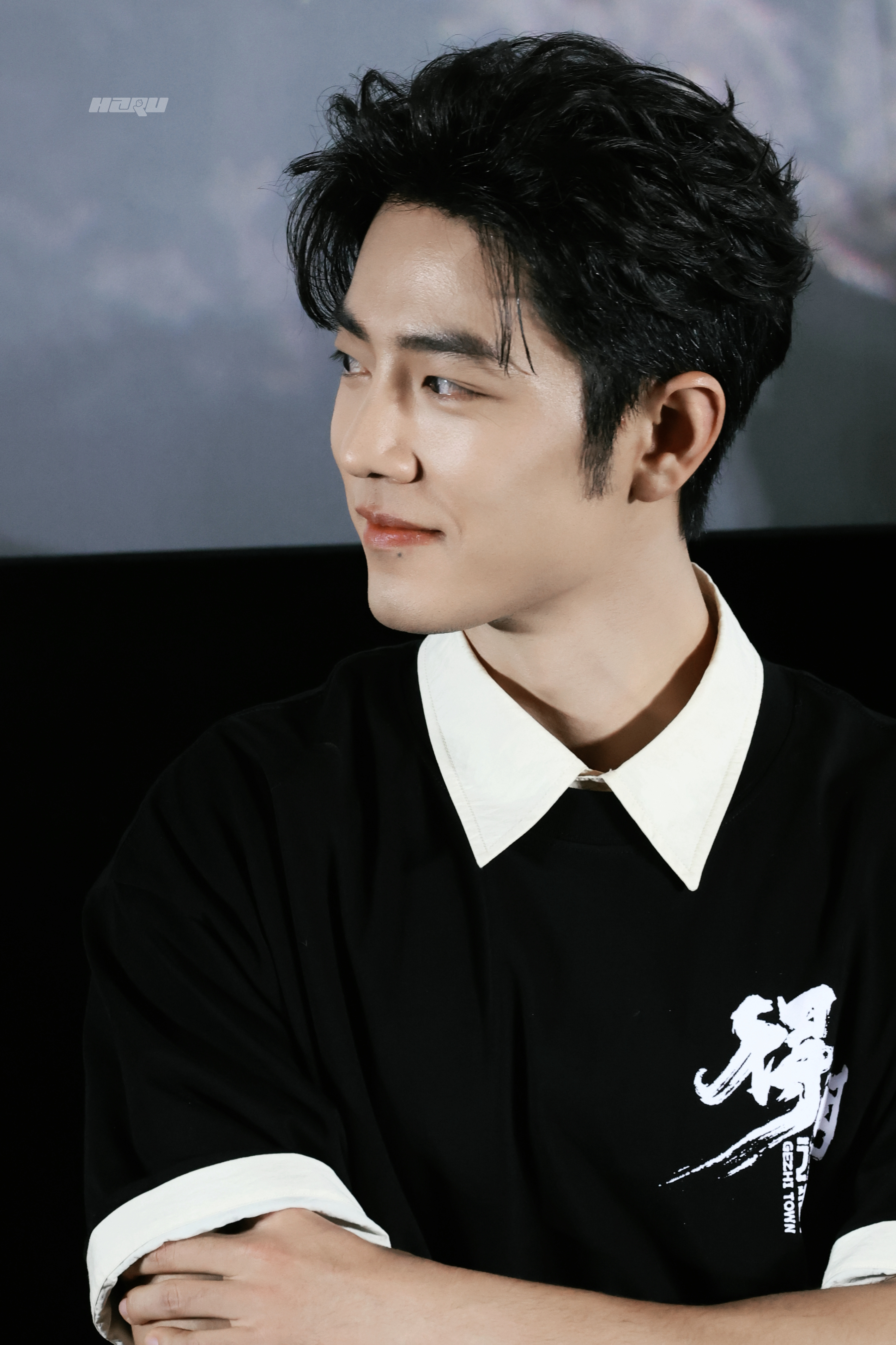 *肖战笑与冷脸的两个vibe🥶📸电影得闲谨制