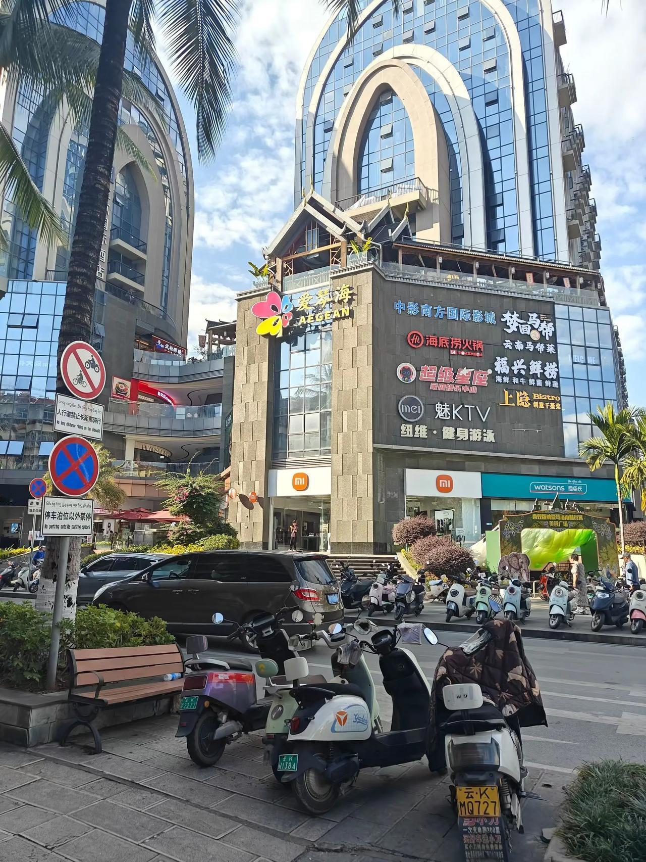 我寓所“界别儿”（五常方言旁边）今年住进来一对夫妻，年龄没有我大，女的50出头，