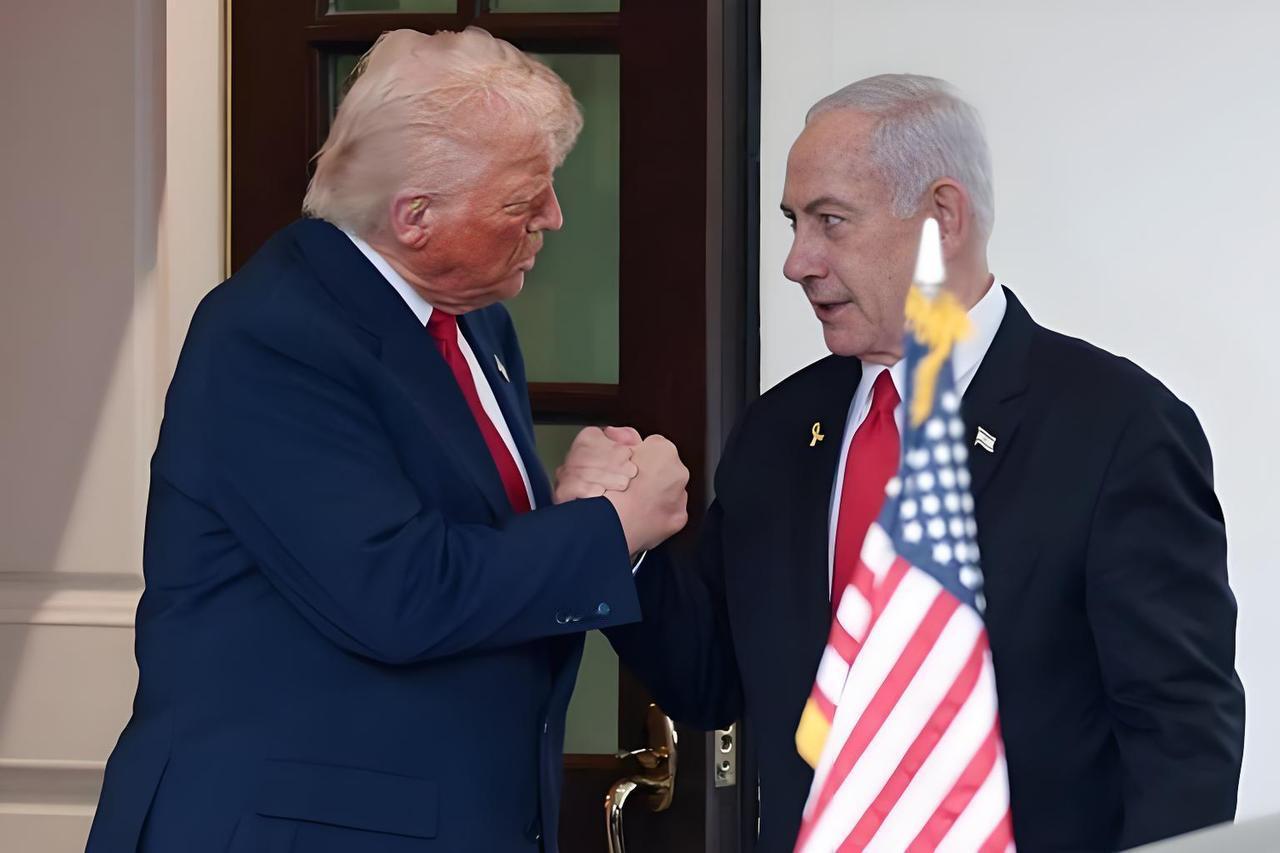 特朗普没疯，我先疯掉了。
特朗普说，他已经在跟伊朗谈了；伊朗说，美国确实想跟我谈