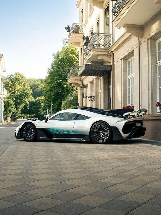 早上好～梅赛德斯 闫闯说车 梅赛德斯-AMG ONE 