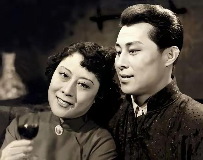 白玫，这名字你还记得吗？她也是一位老电影人了！她比王心刚还大11岁，白玫是王心刚