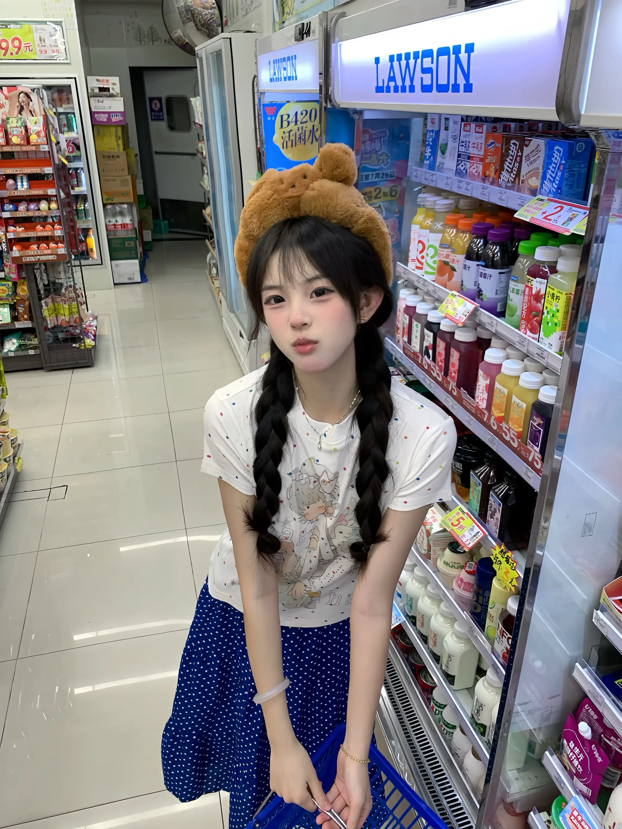 ૮・ᴥ-ა。