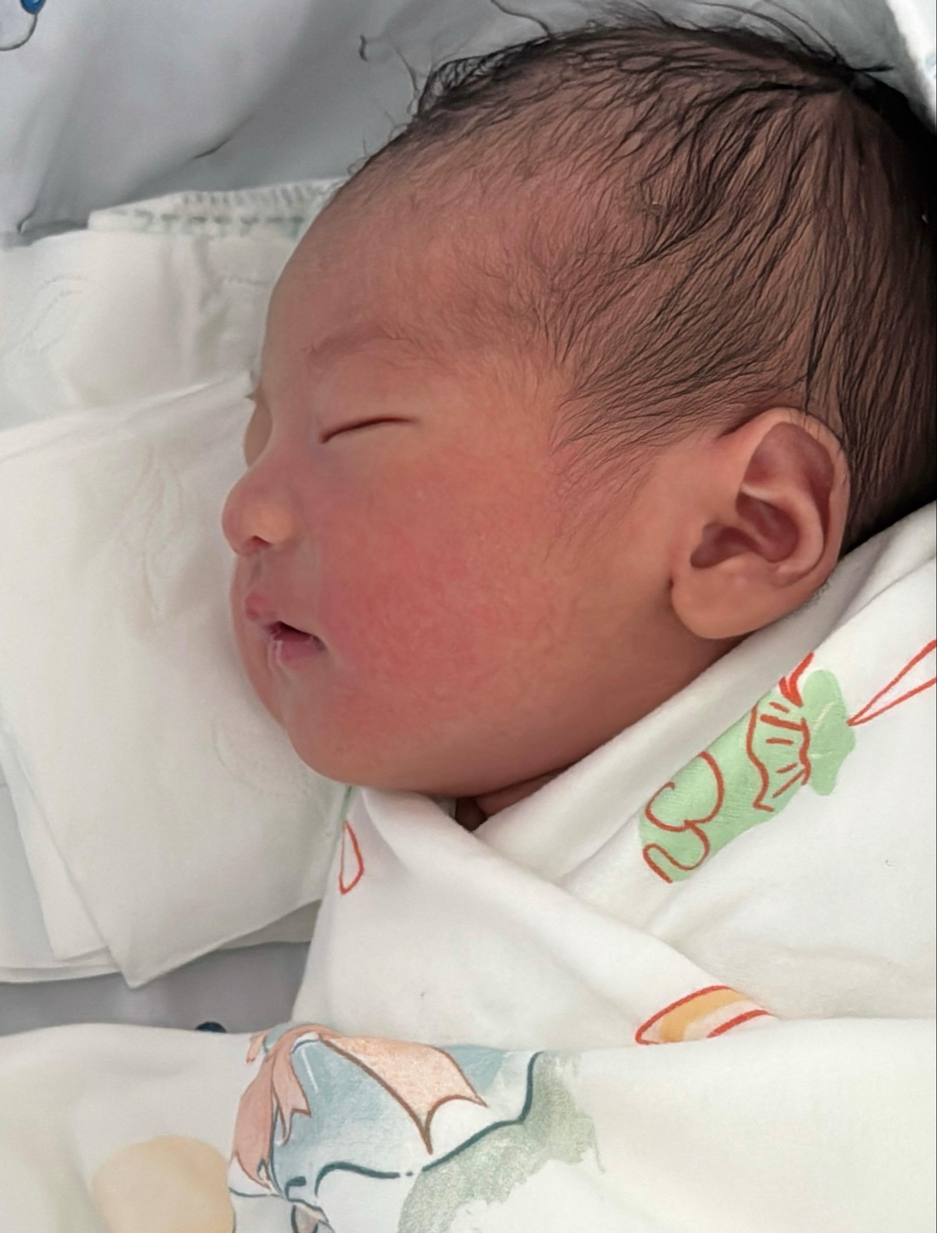 可可爱爱，人类幼崽成长记