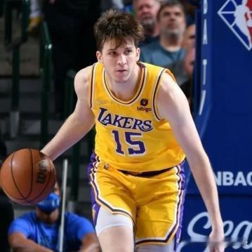 《大瓜！湖人篮网四换三交易方案来了，小波特驰援湖人，里夫斯要加盟篮网》湖人超市真